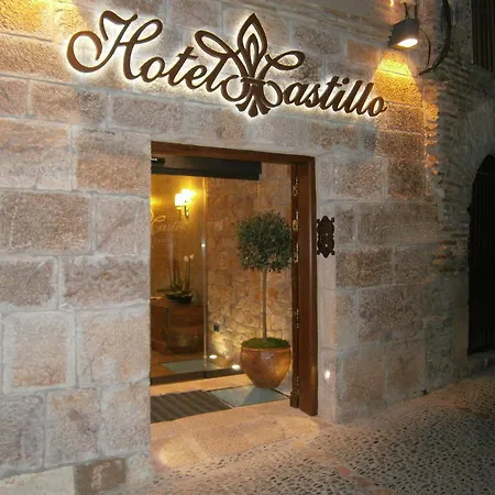 Castillo De 3*