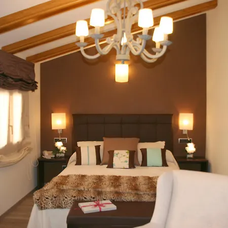 فندق Castillo De 3*