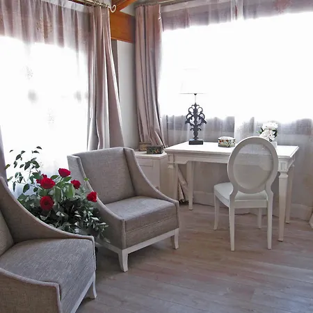 Hotel Castillo De