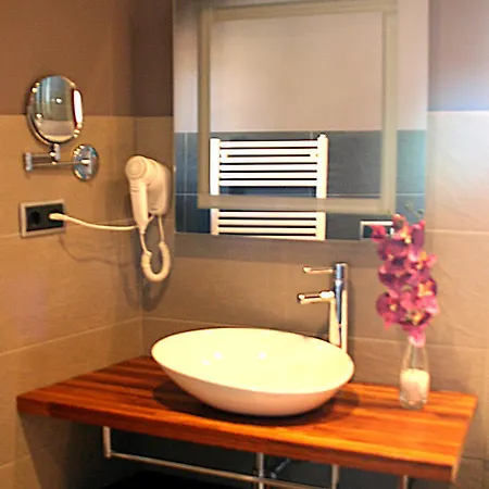 فندق Castillo De 3*