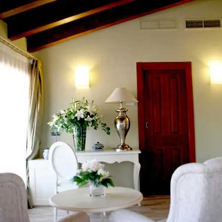 فندق Castillo De Alquézar