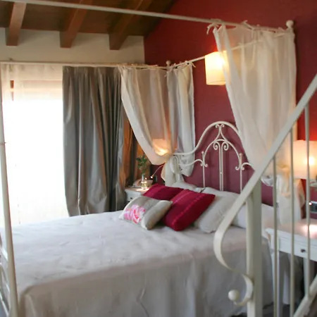 فندق Castillo De 3*