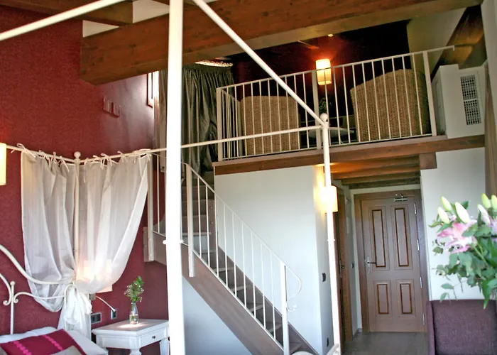 Hotel Castillo De 3*