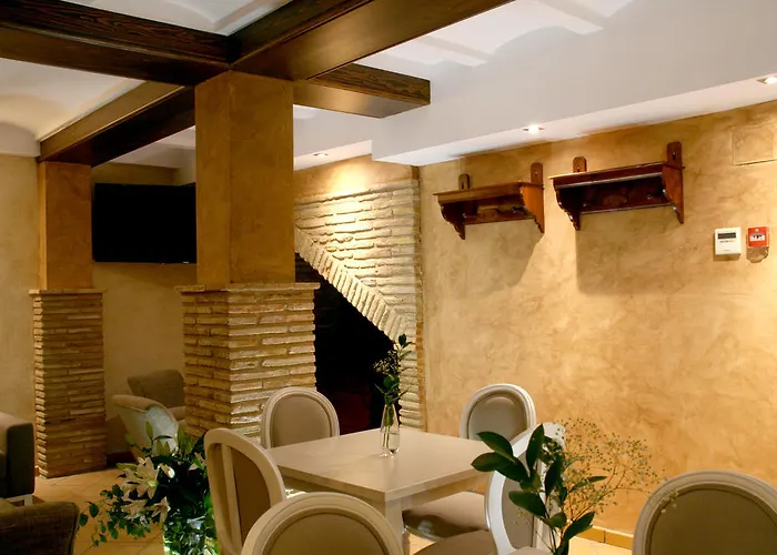 Hotel Castillo De 3*